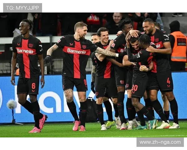 本菲卡2-0那不勒斯，主场完胜延续晋级希望