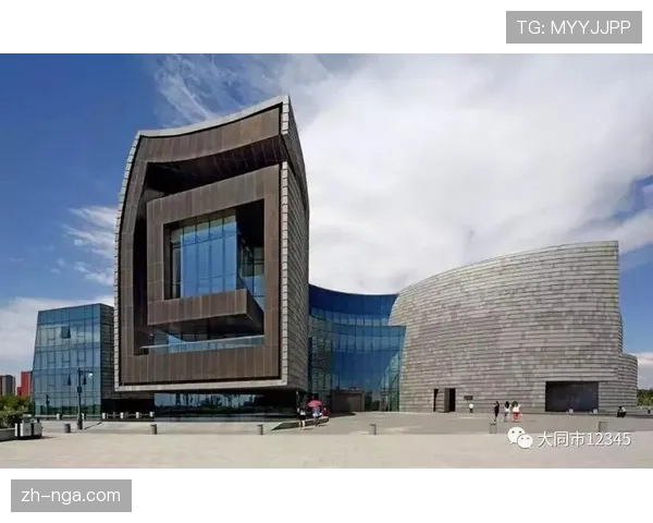 德国足球博物馆举办“2026德甲数据可视化”特展，吸引大量学生参观